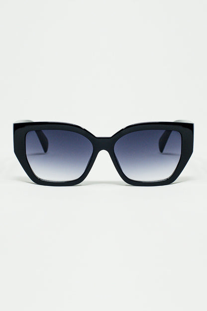 Q2 Gafas de sol negras gruesas y geométricas con lentes degradadas