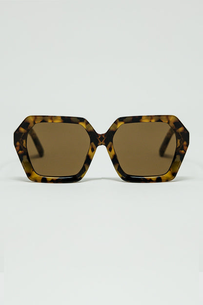 Q2 Gafas de sol rectangulares en color marrón translúcido con estampado abstracto