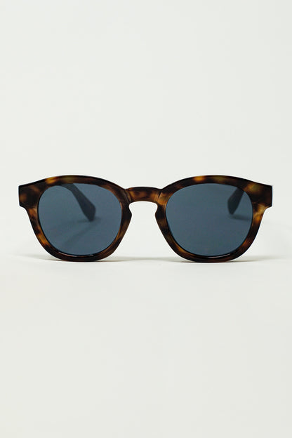 Q2 Gafas de sol redondas de los 90 con lentes negras y montura de carey marrón oscuro