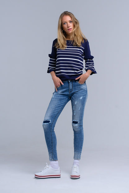 Q2 Jeans ajustados con rasgaduras
