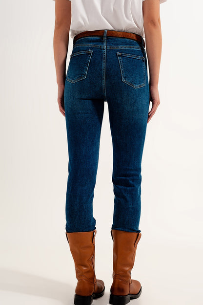 Jeans ajustados de talle alto en azul oscuro con elástico de alta calidad