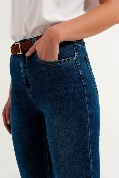 Jeans ajustados de talle alto en azul oscuro con elástico de alta calidad