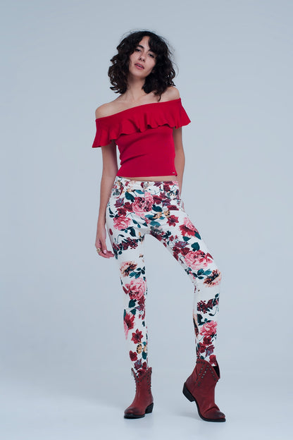 Jeans blancos con estampado de rosas