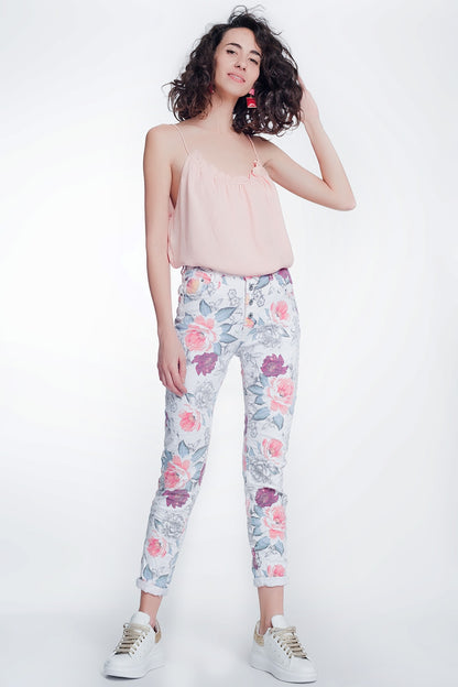 jeans boyfriend blanco con estampado floral