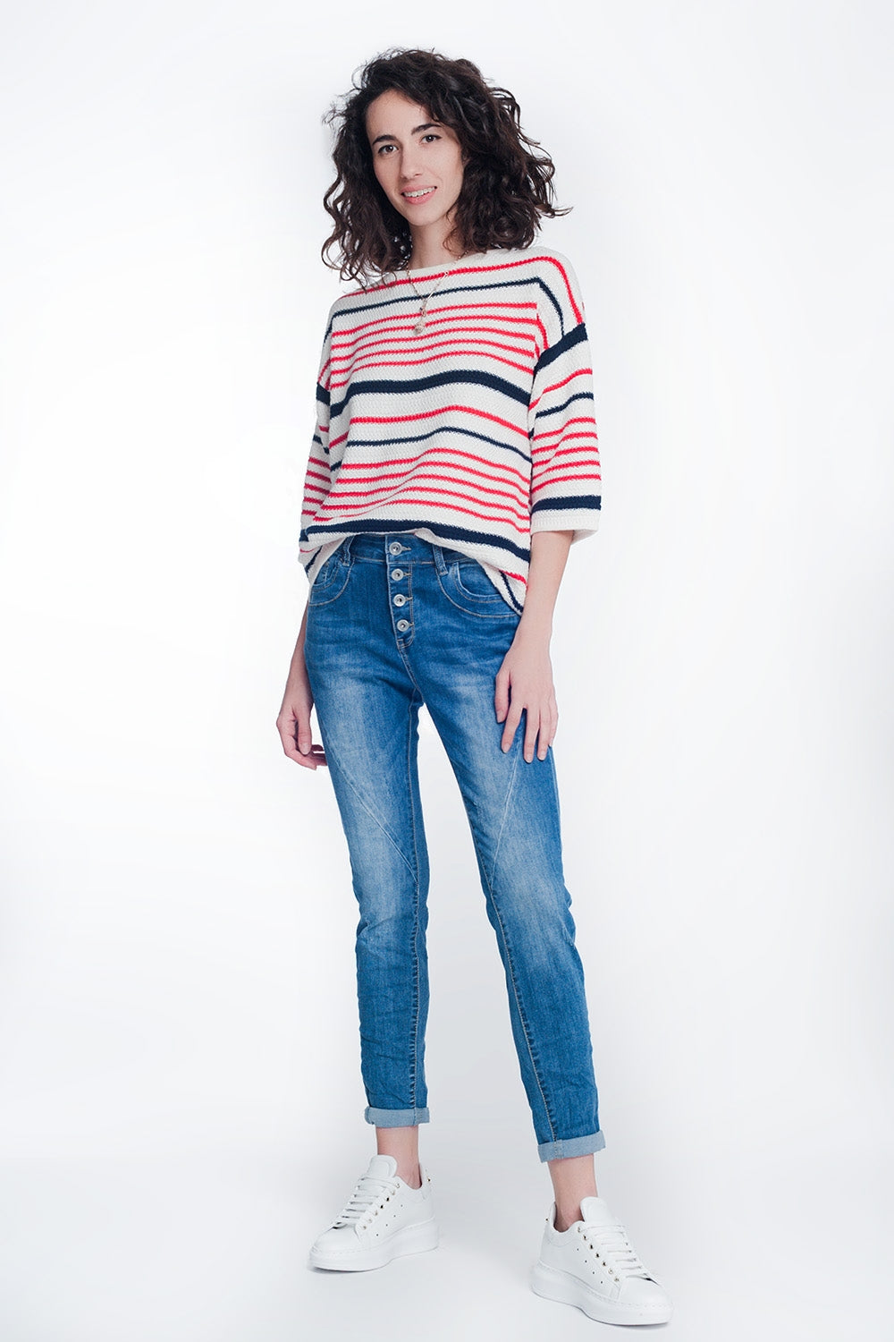 Jeans boyfriend lavado medio con botones