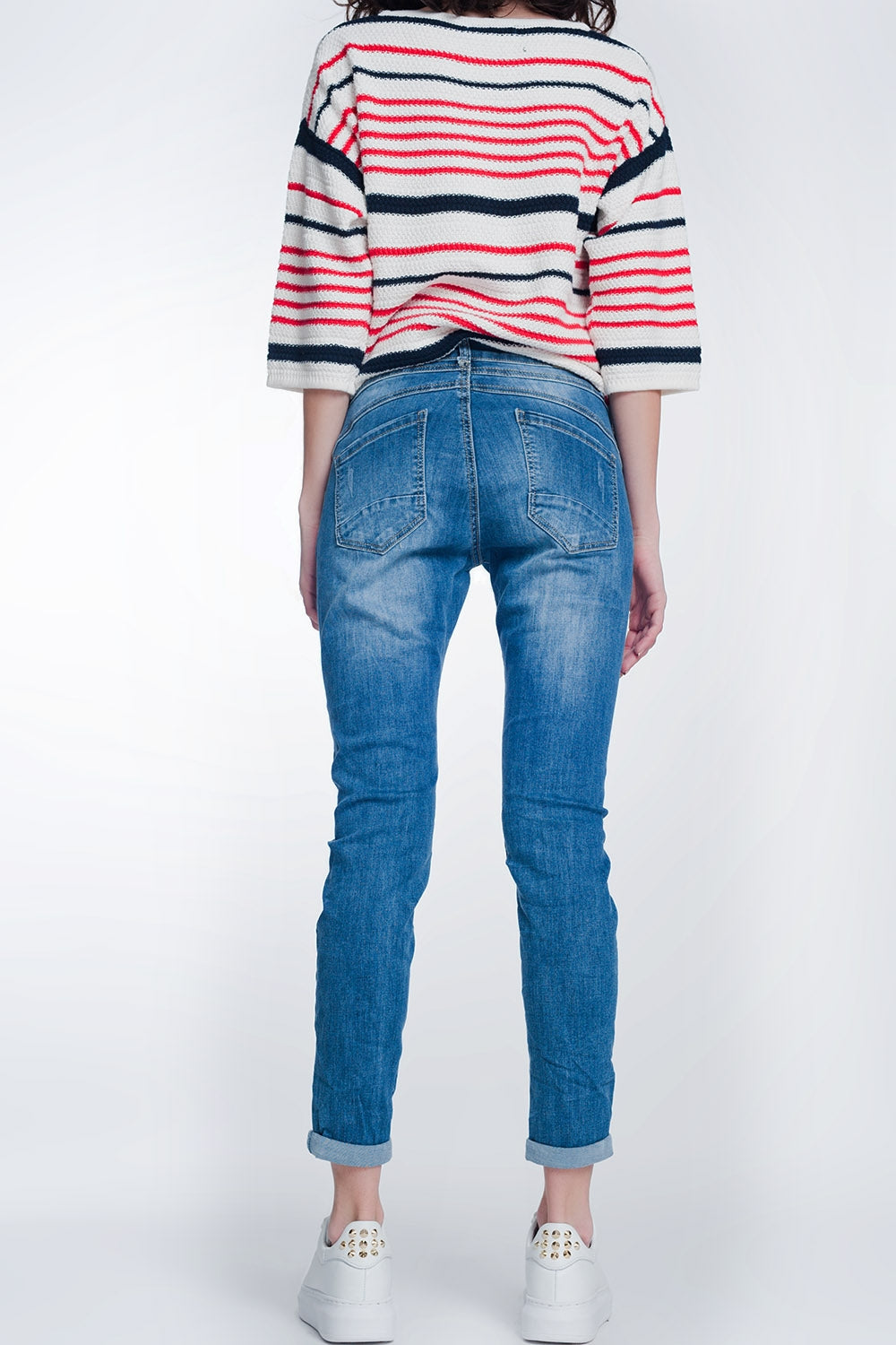 Jeans boyfriend lavado medio con botones