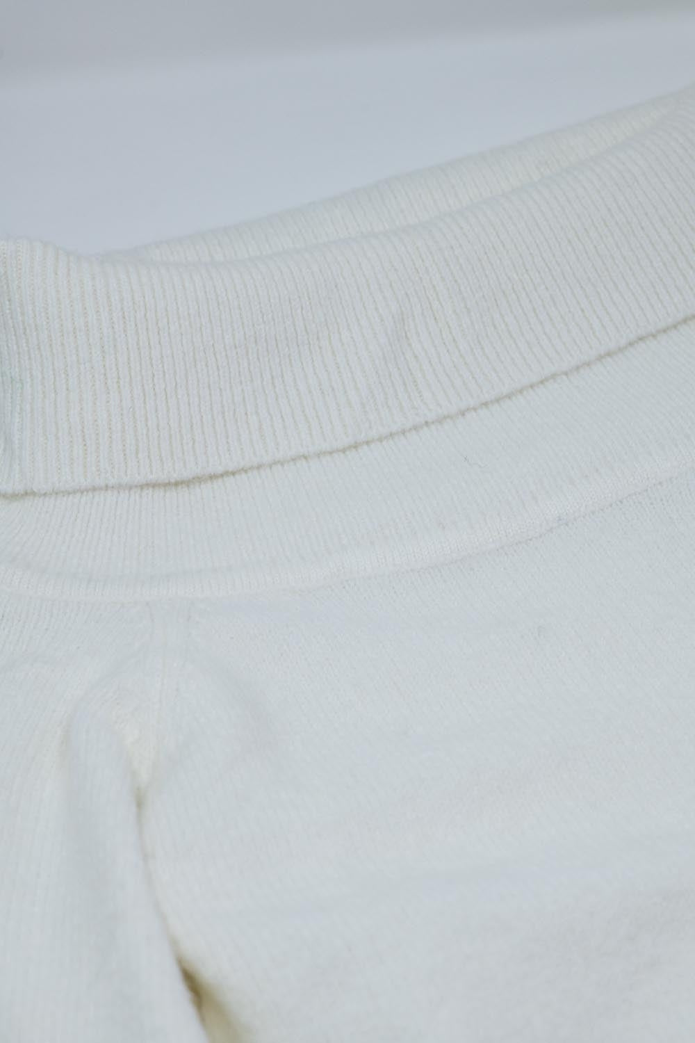 Jersey blanco con escote barco