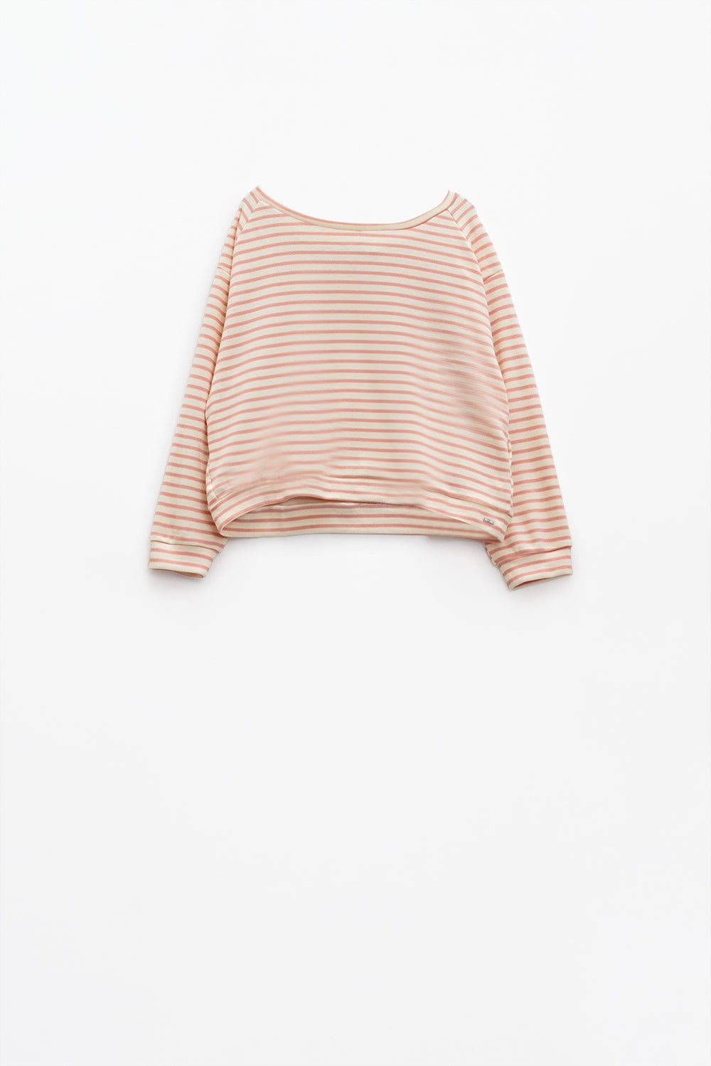 Jersey blanco de manga larga con rayas rosas y cuello barco