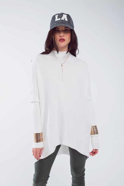 Q2 Jersey blanco oversize con detalles de rayas