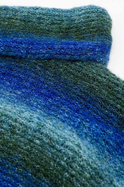 Jersey Comfy oversize de cuello alto en tonos azules