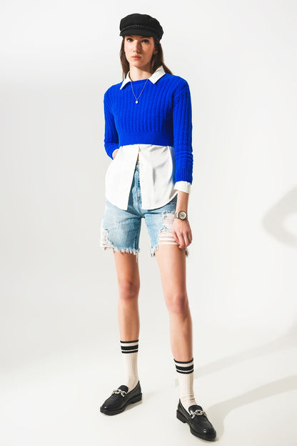 Jersey corto azul con diseño trenzado