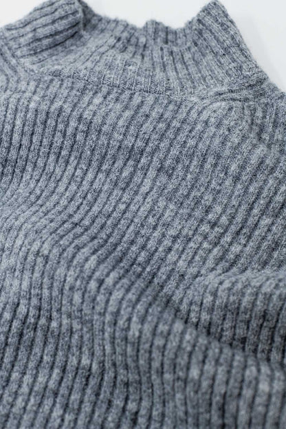 jersey de cuello alto de canalé gris