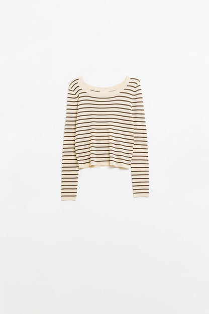 Q2 Jersey de punto fino a rayas beige con cuello barco