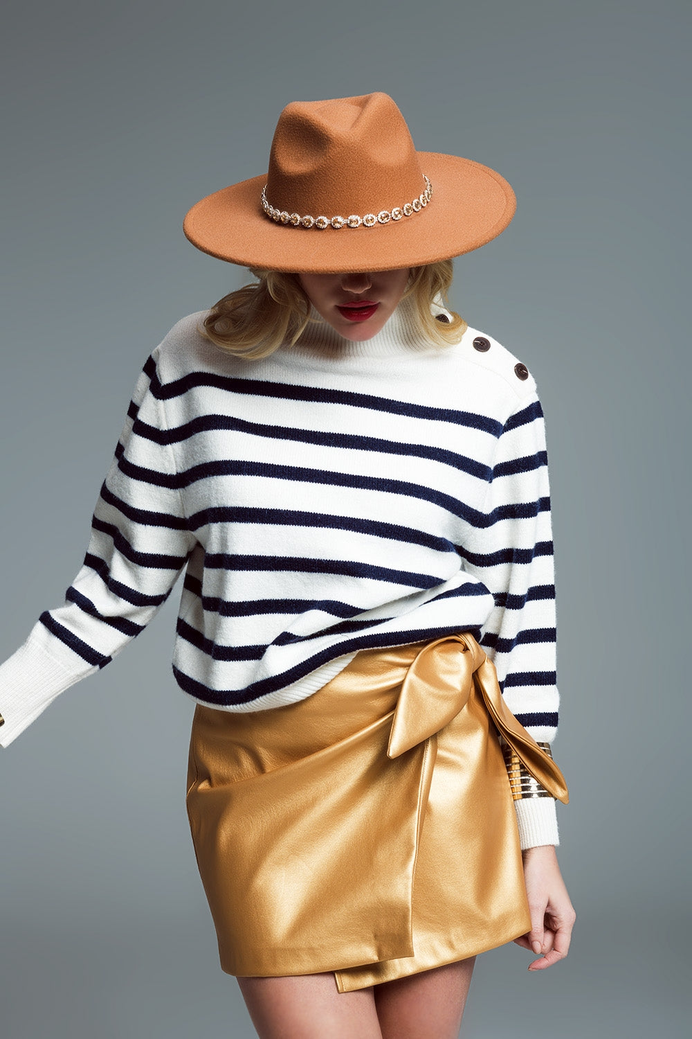 Jersey Estilo marinero Con Cuello alto Y Detalle De Botones En El Cuello En Blanco Y Azul Marino