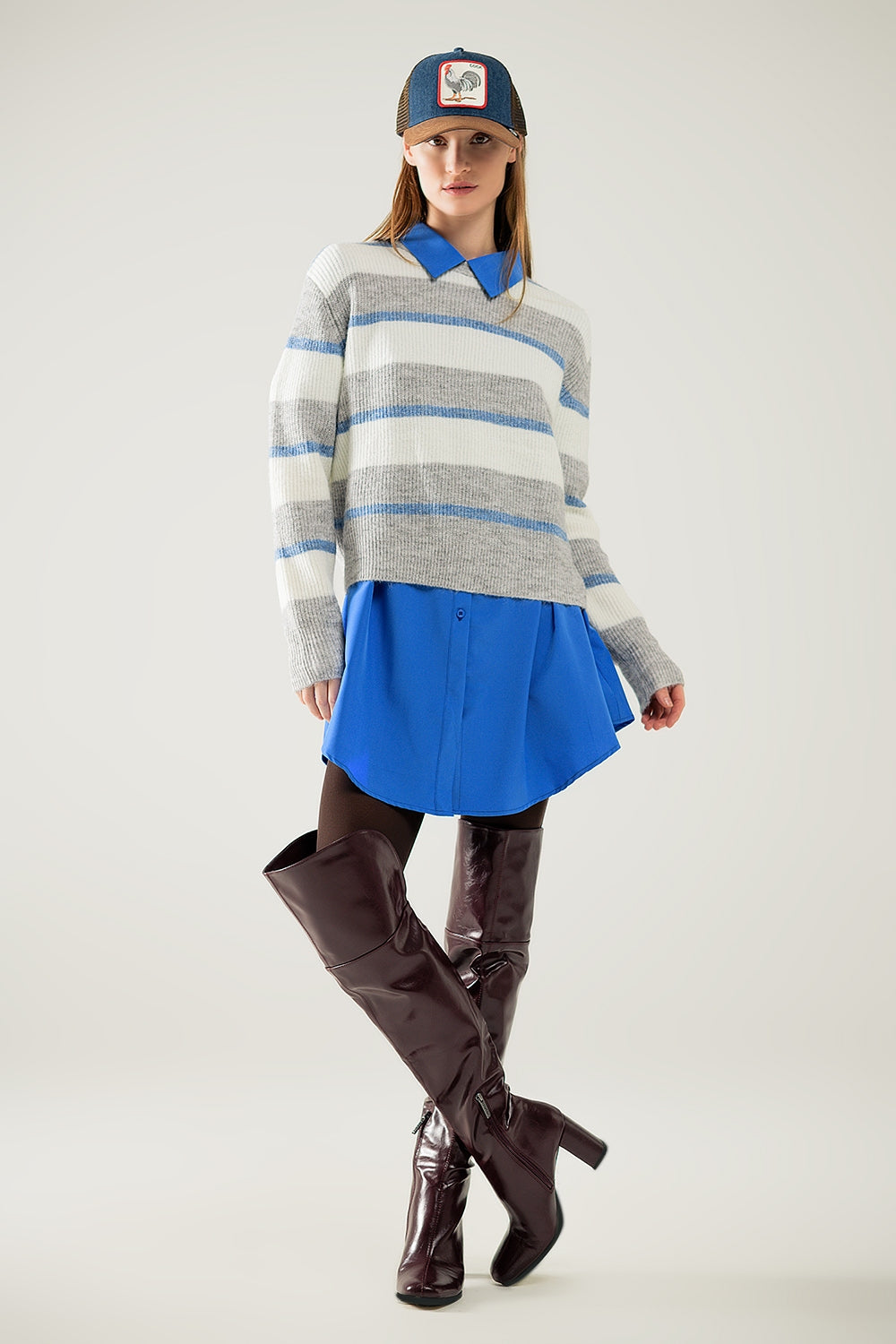 Jersey gris con rayas crudas y azules
