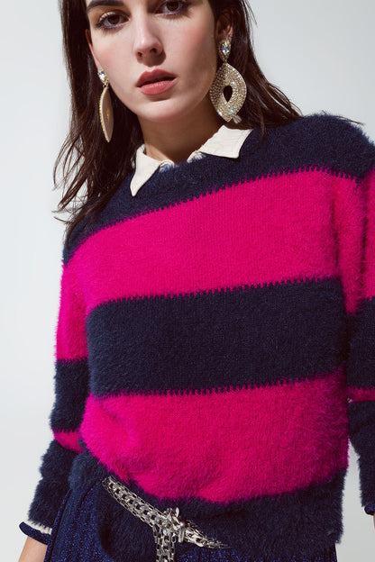 Jersey morado y azul con rayas y cuello redondo