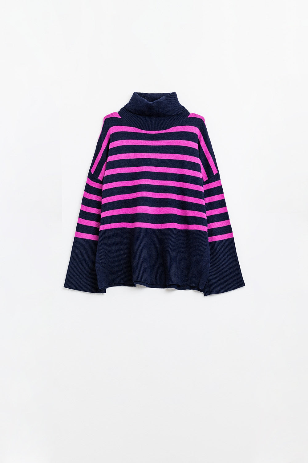Jersey oversize azul marino de cuello alto con rayas fucsias y aberturas laterales