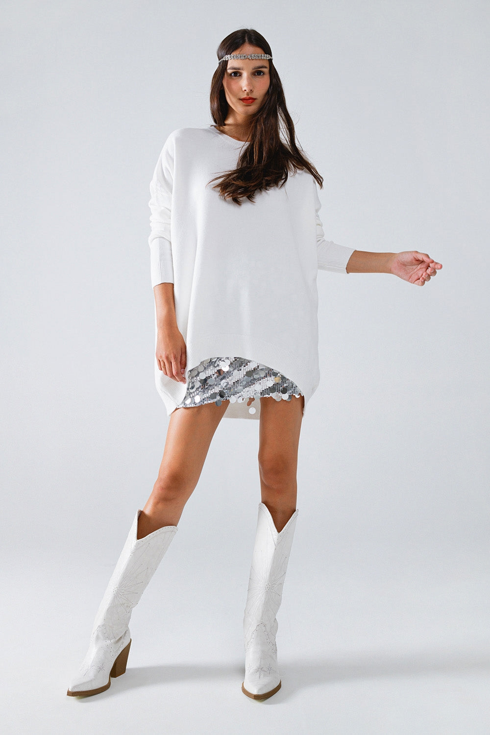 Jersey oversize de manga larga y cuello redondo en blanco