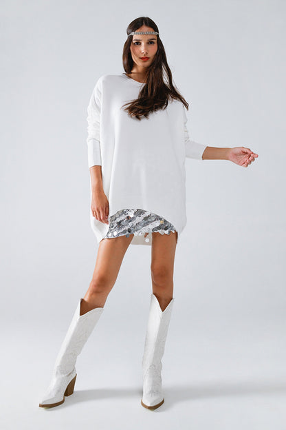 Jersey oversize de manga larga y cuello redondo en blanco