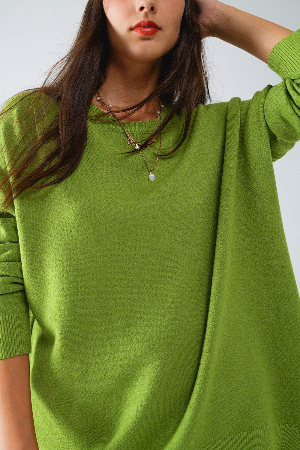 Jersey oversize de manga larga y cuello redondo en verde oliva