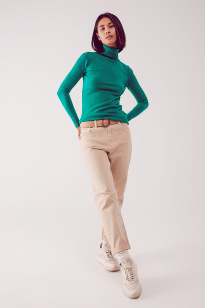 Jersey verde con cuello alto