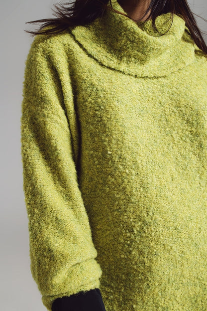 Jersey verde con cuello bardot.