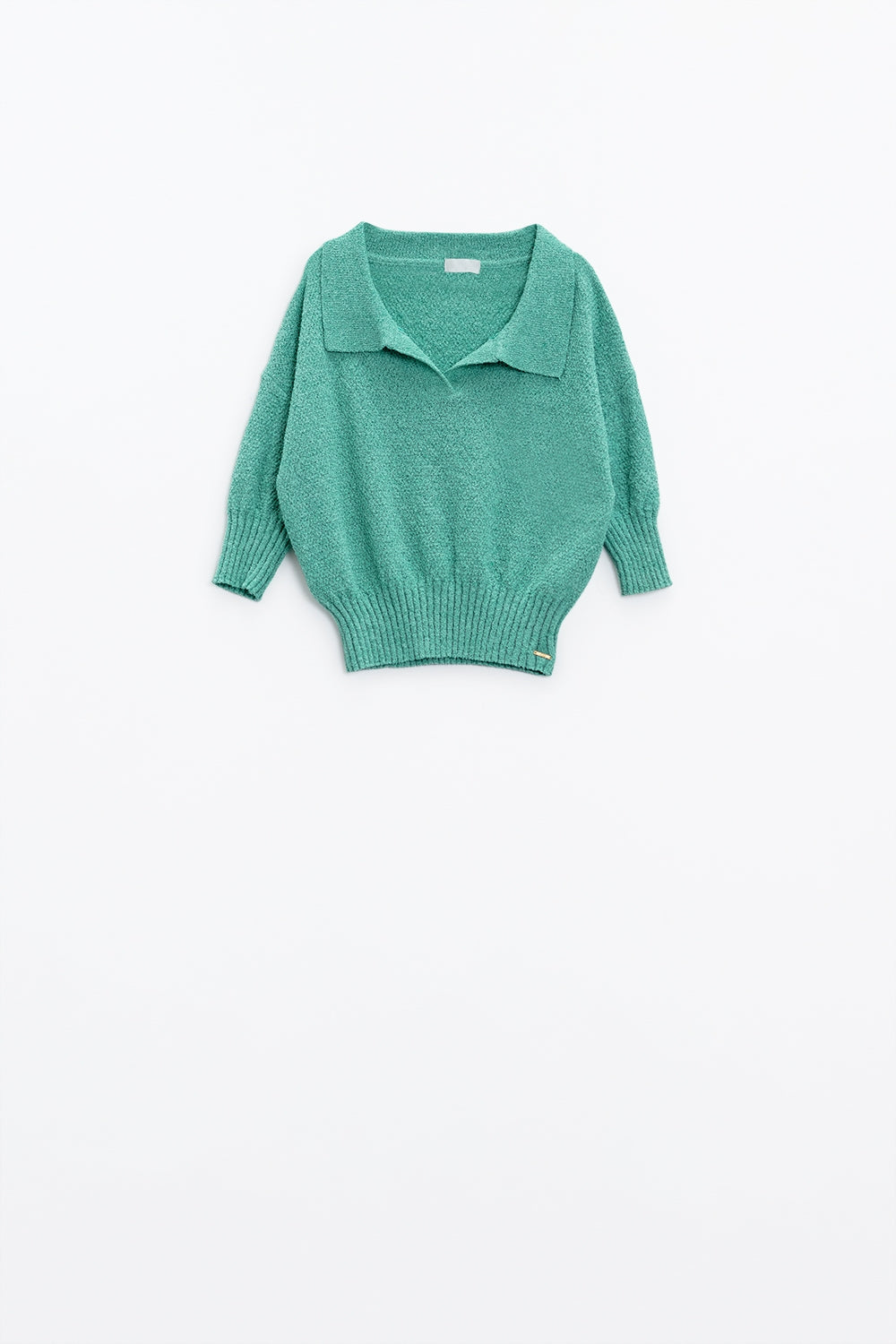 Jersey verde con mangas 3/4 y cuello de polo