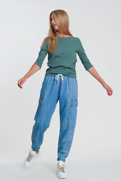 Jogger denim ligero con bolsillos en denim claro