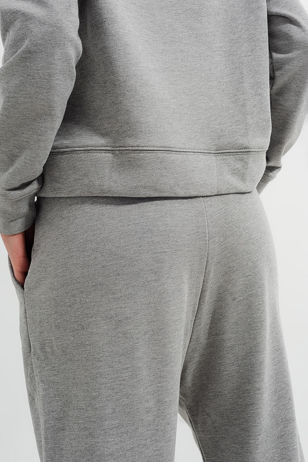 Jogger gris claro jaspeado