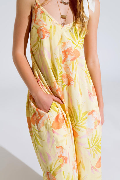maxi mono amarillo con estampado tropical