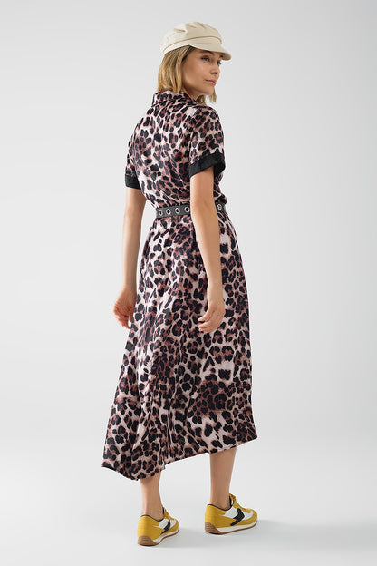 Maxi vestido abotonado con estampado de leopardo y detalle de satén