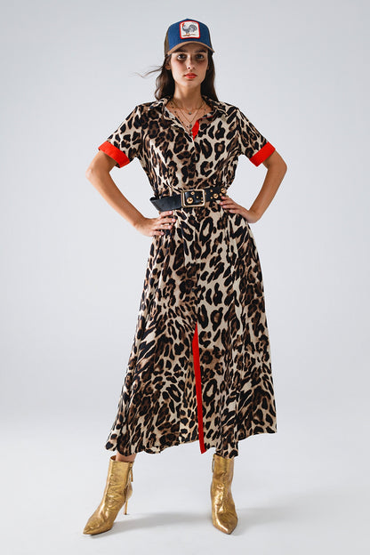 Maxi vestido abotonado de leopardo con detalles rojos