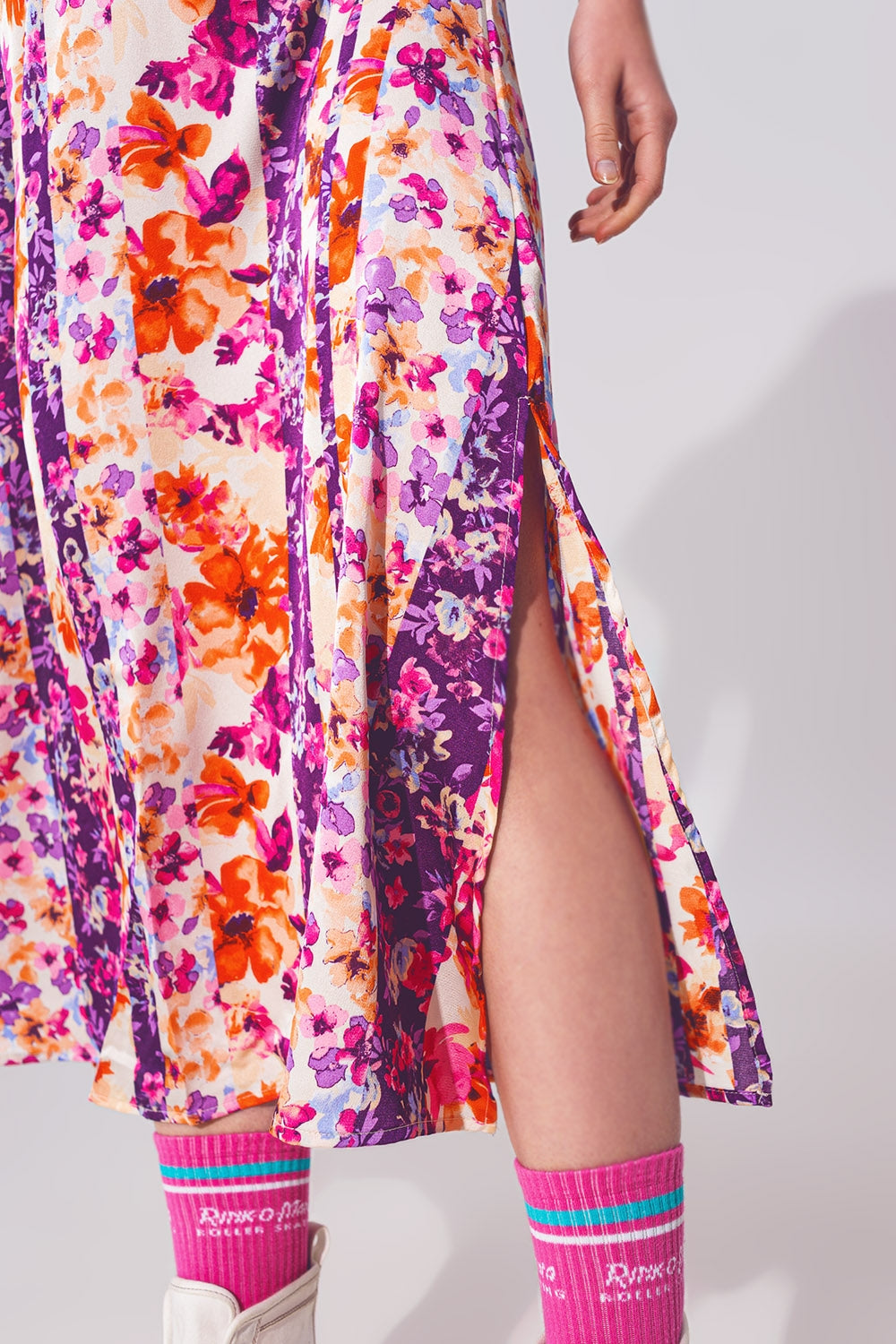 Maxivestido anudado con estampado de flores en multicolor