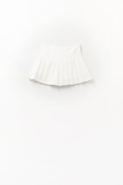 mini falda plisada blanca