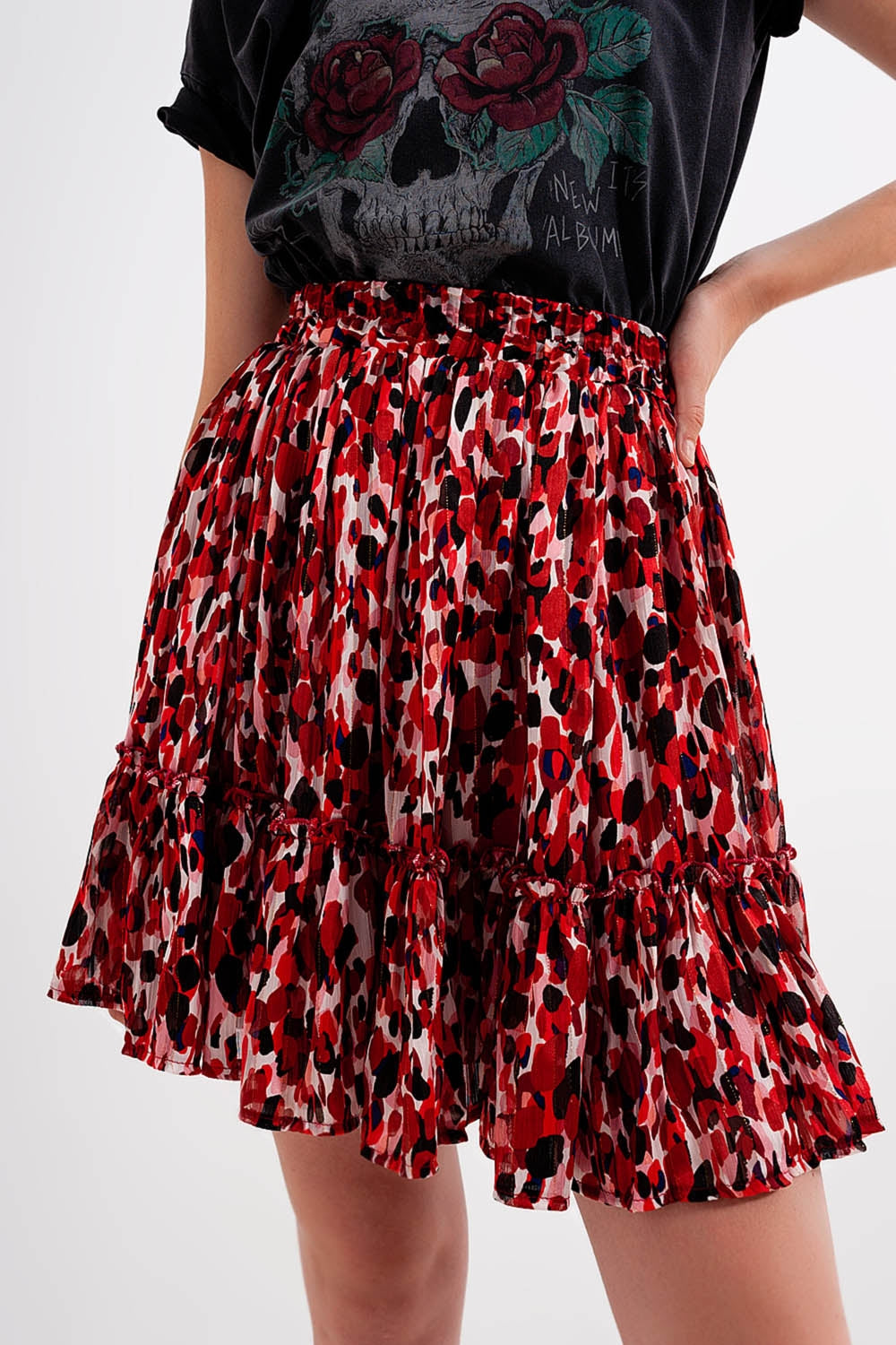 Minifalda con volantes y estampado animal