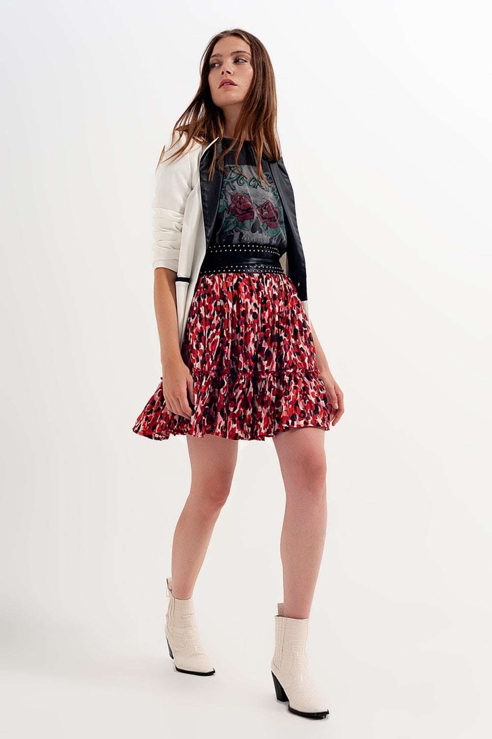 Minifalda con volantes y estampado animal