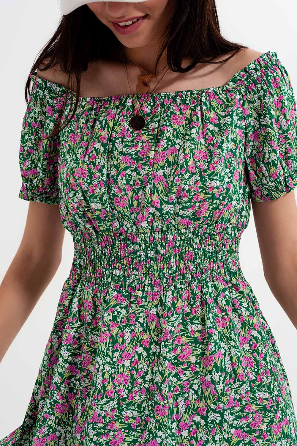 Minivestido con detalle de pliegues en estampado floral verde