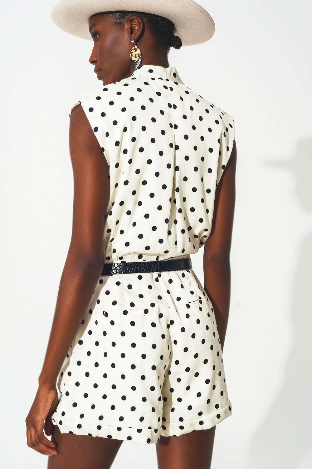 Mono corto con estampado de lunares