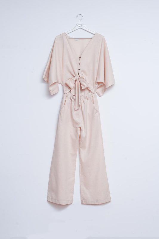 Q2 Mono largo de lino beige con lazada en la cintura