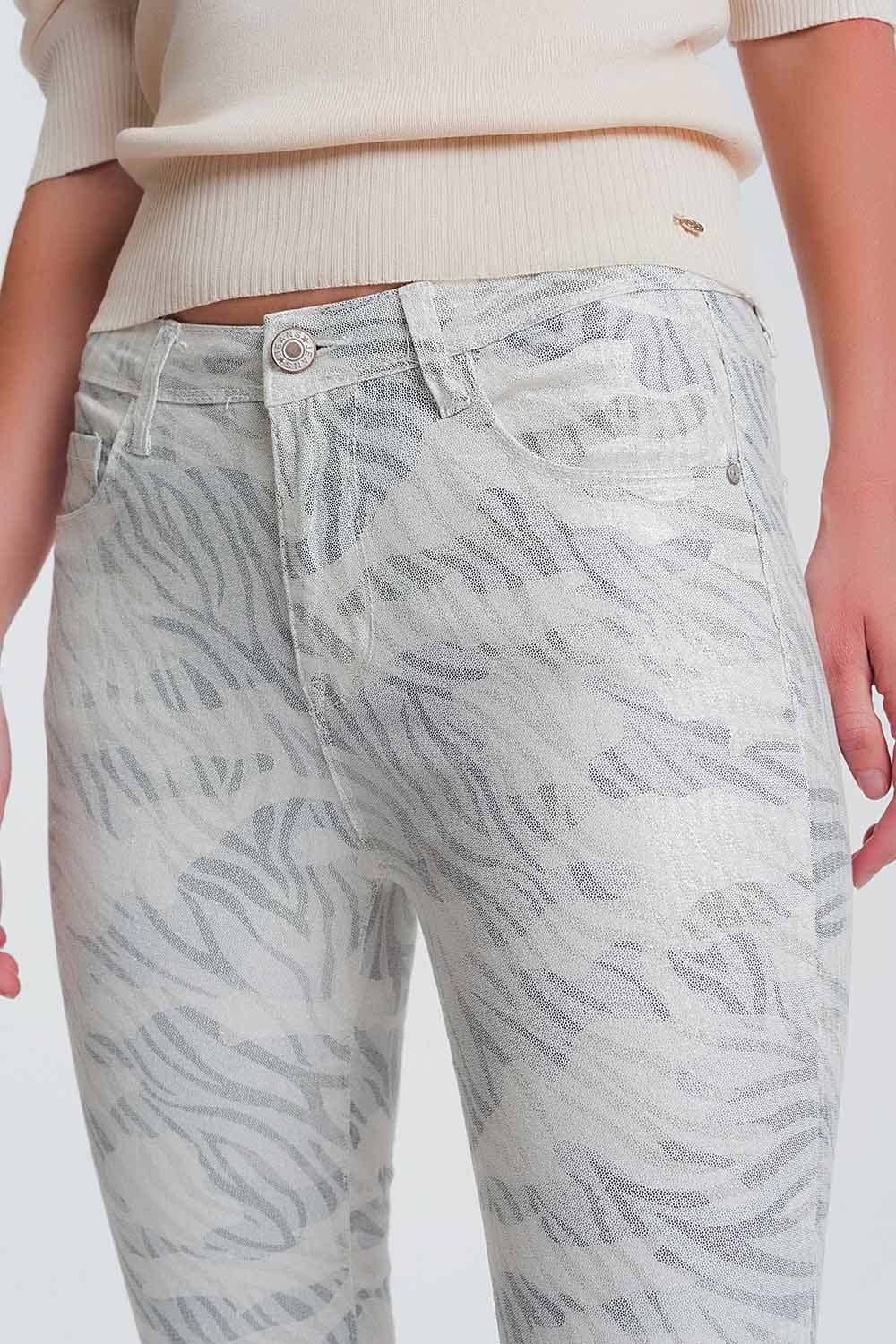Pantalon ajustados con estampado de camuflaje