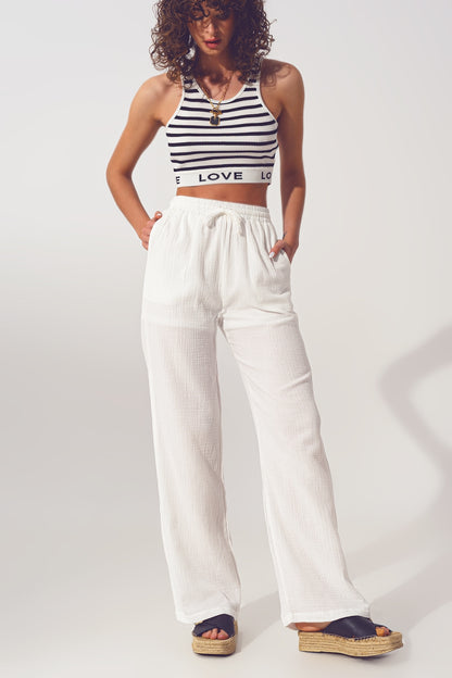 Q2 Pantalón Ancho Texturizado en Blanco