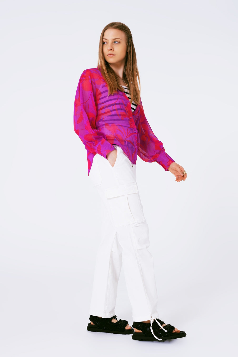 Pantalón cargo de pierna recta en blanco