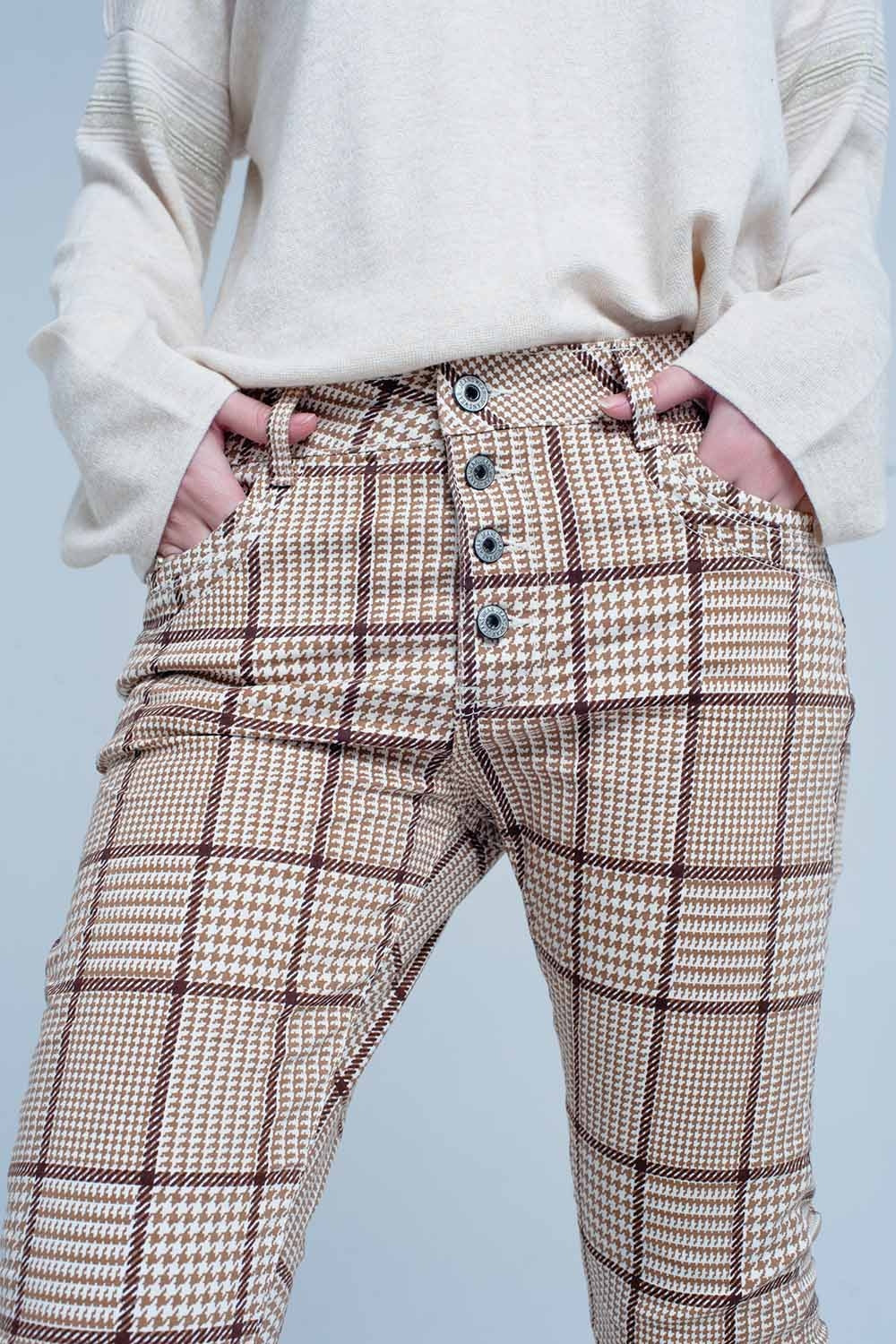 Pantalon de cuadros en beige con botones