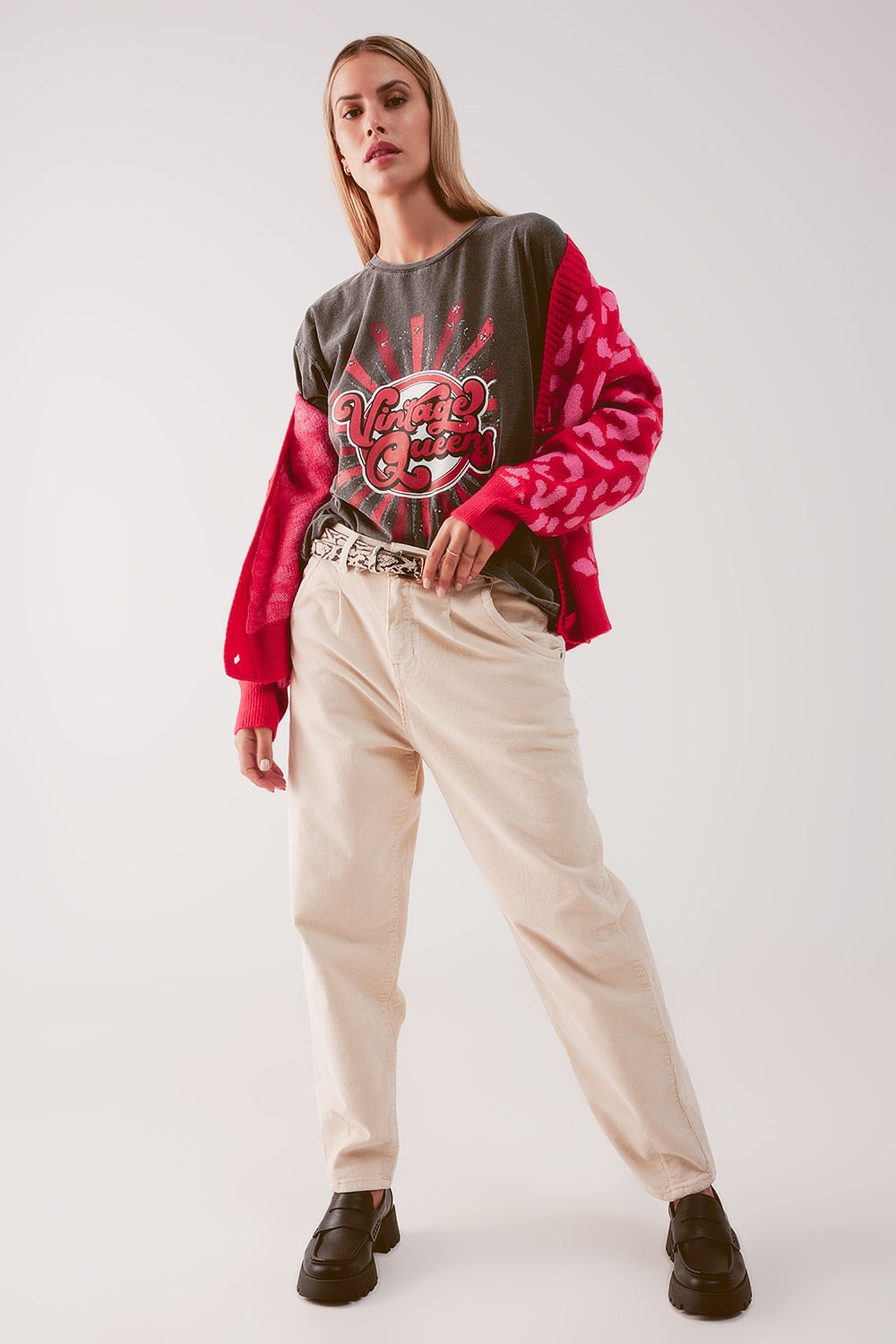 Pantalon de pana con pinzas ancho en crudo