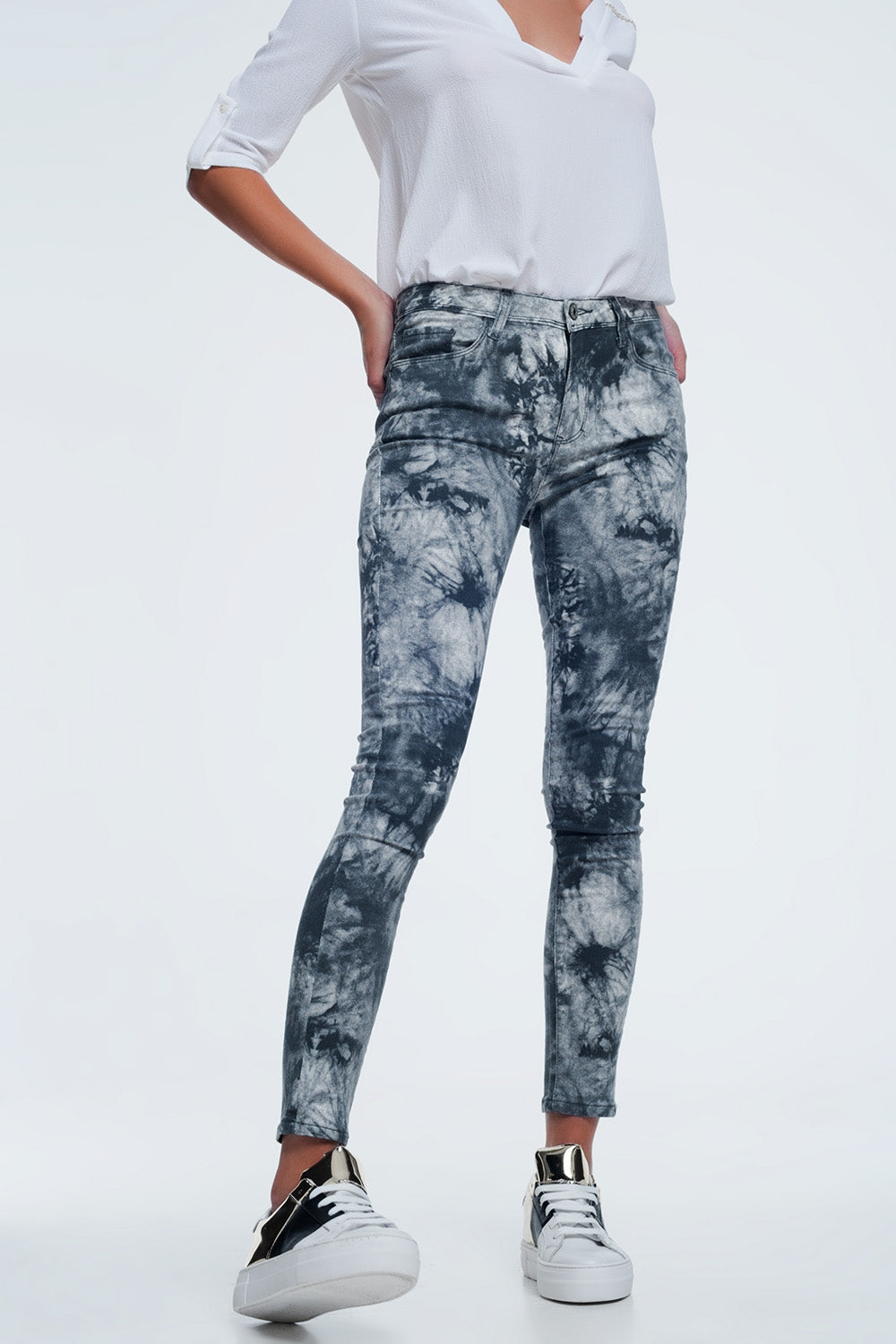Pantalon gris slim teñido