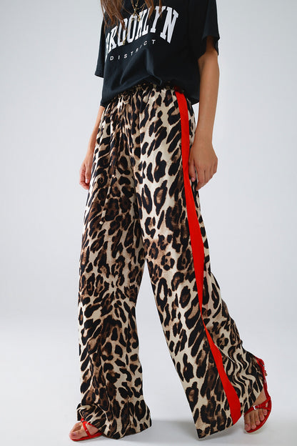 Q2 Pantalón recto de leopardo con rayas rojas laterales