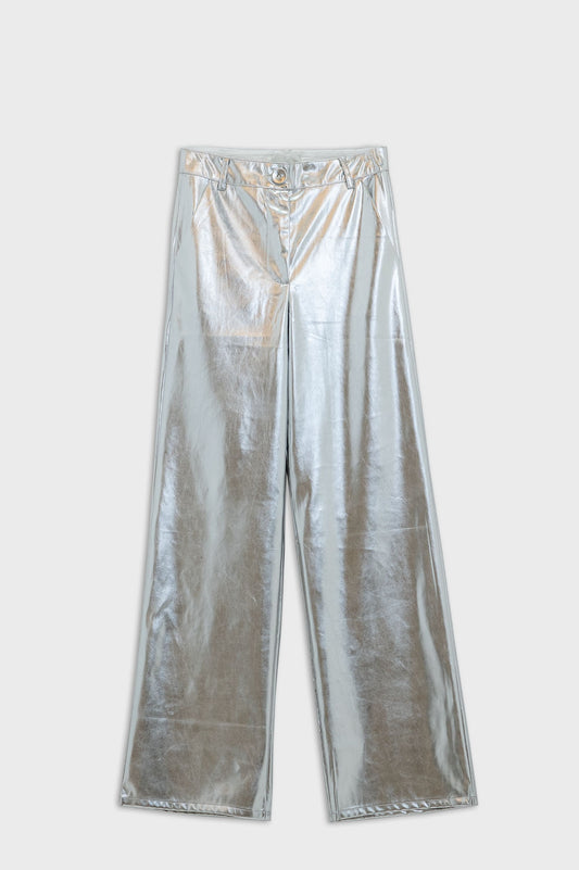 Q2 Pantalón recto metalizado en plata