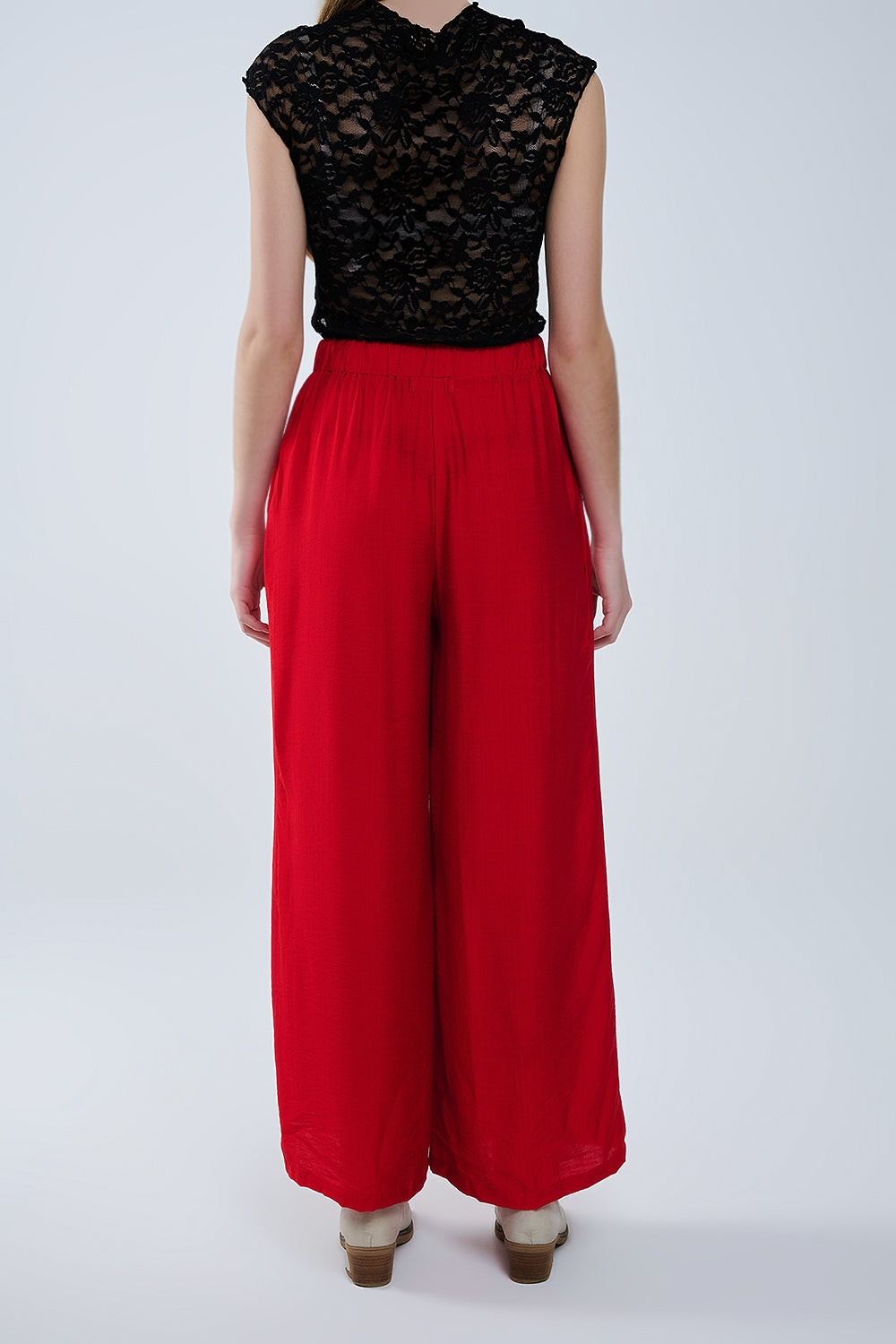 Pantalón rojo de pernera ancha en tejido de viscosa ligera