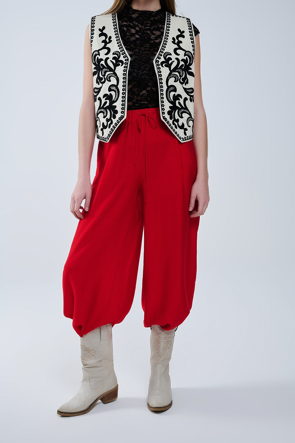 Pantalón rojo de pernera ancha en tejido de viscosa ligera