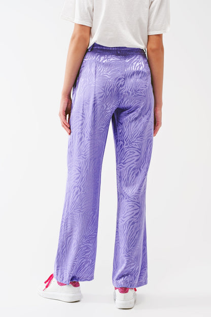 Pantalón suelto con estampado de cebra en morado